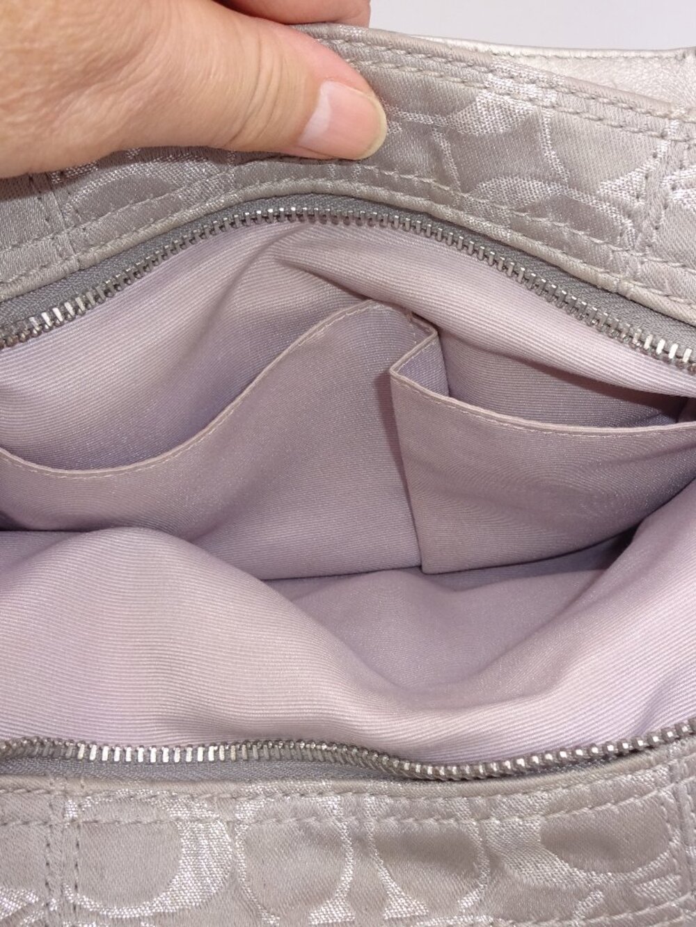Coach Soho Metallic Silver Signature Jacquard Hobo Shoulder Bag Purse F18911 - Picture 10 of 16